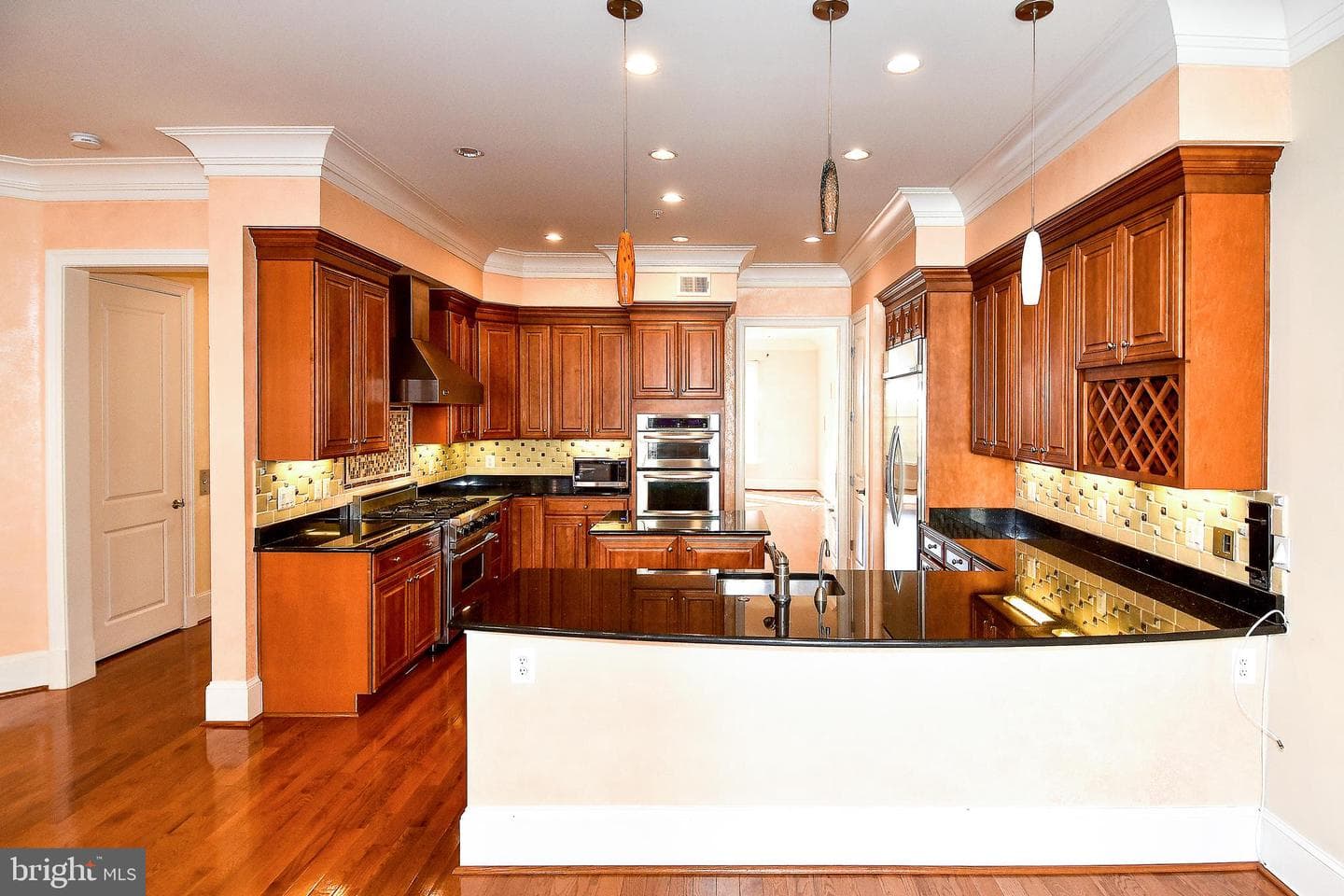 12525 Linda View Lane photo 32