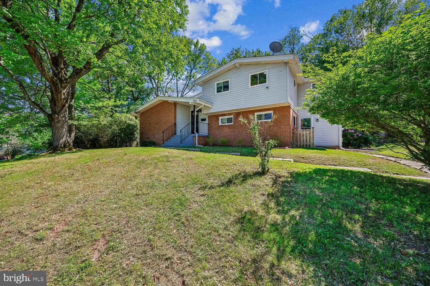 300 Gilsan Court photo 10