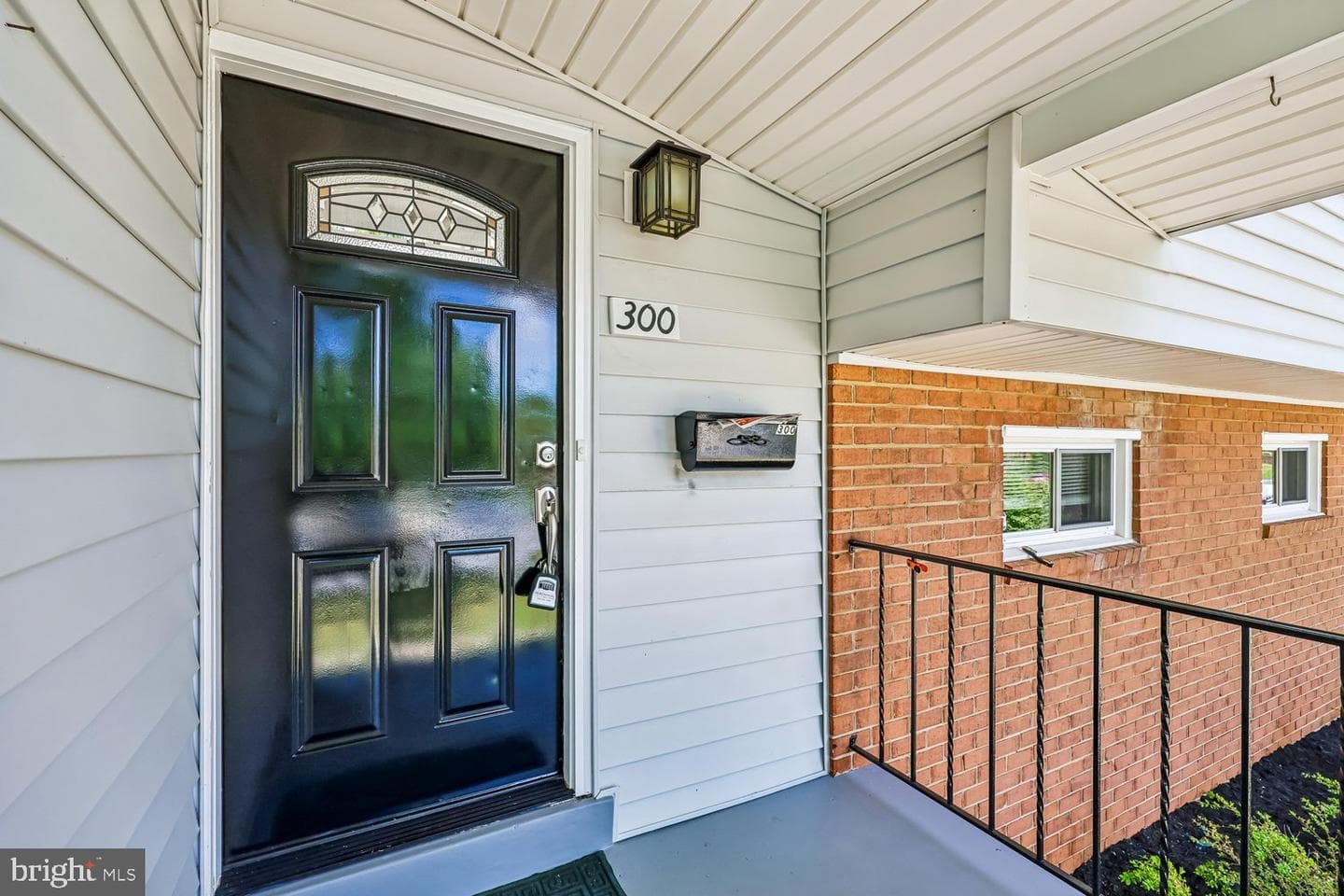 300 Gilsan Court photo 14