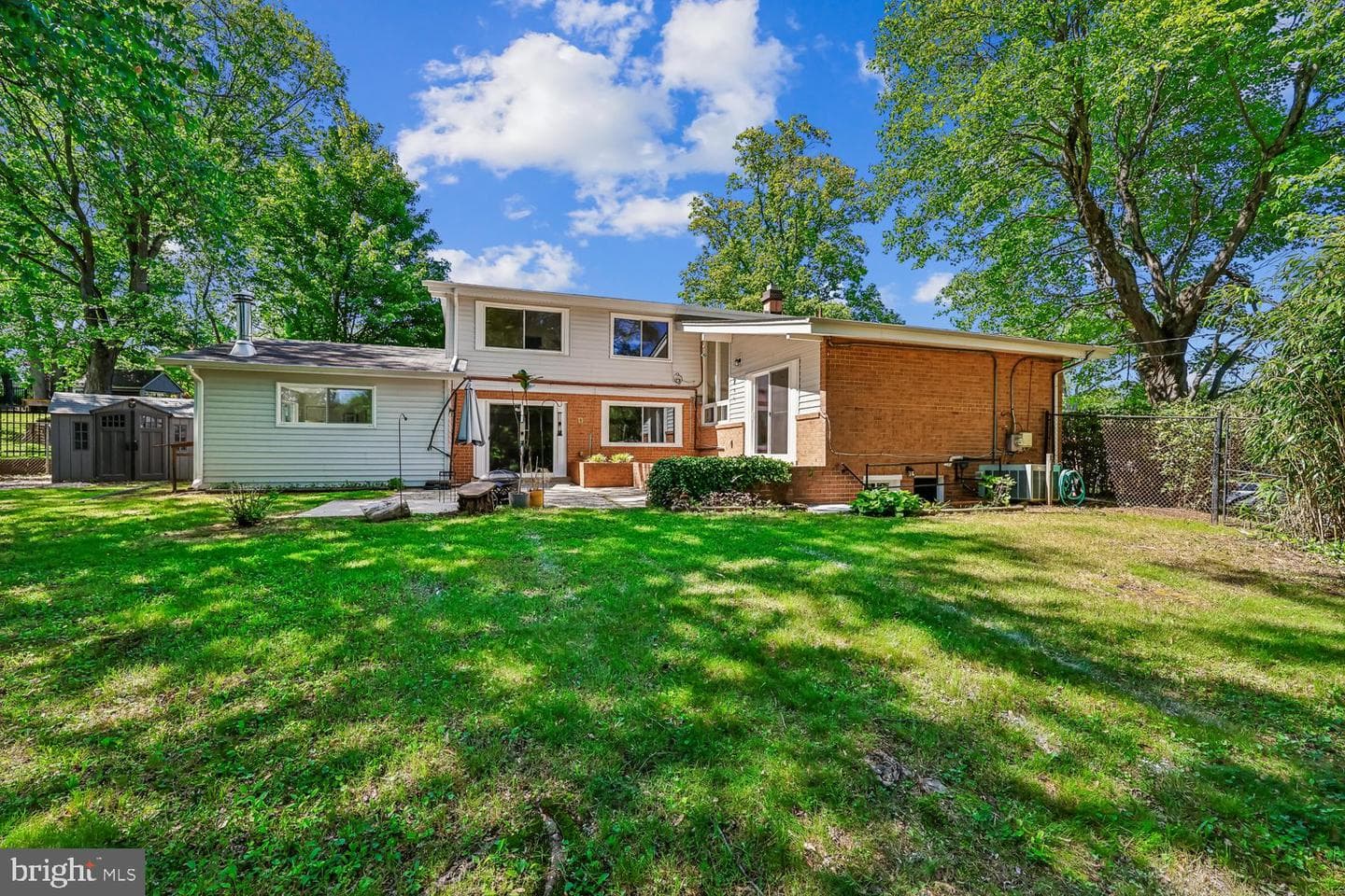 300 Gilsan Court photo 18