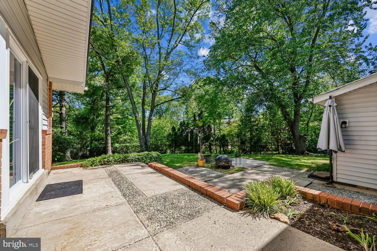 300 Gilsan Court photo 25
