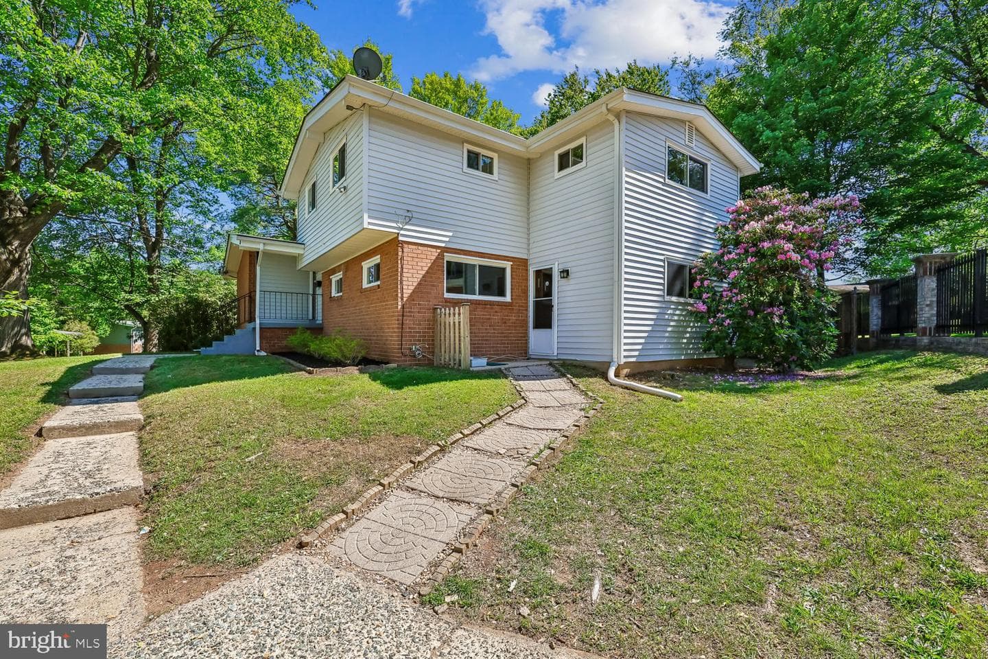 300 Gilsan Court photo 31