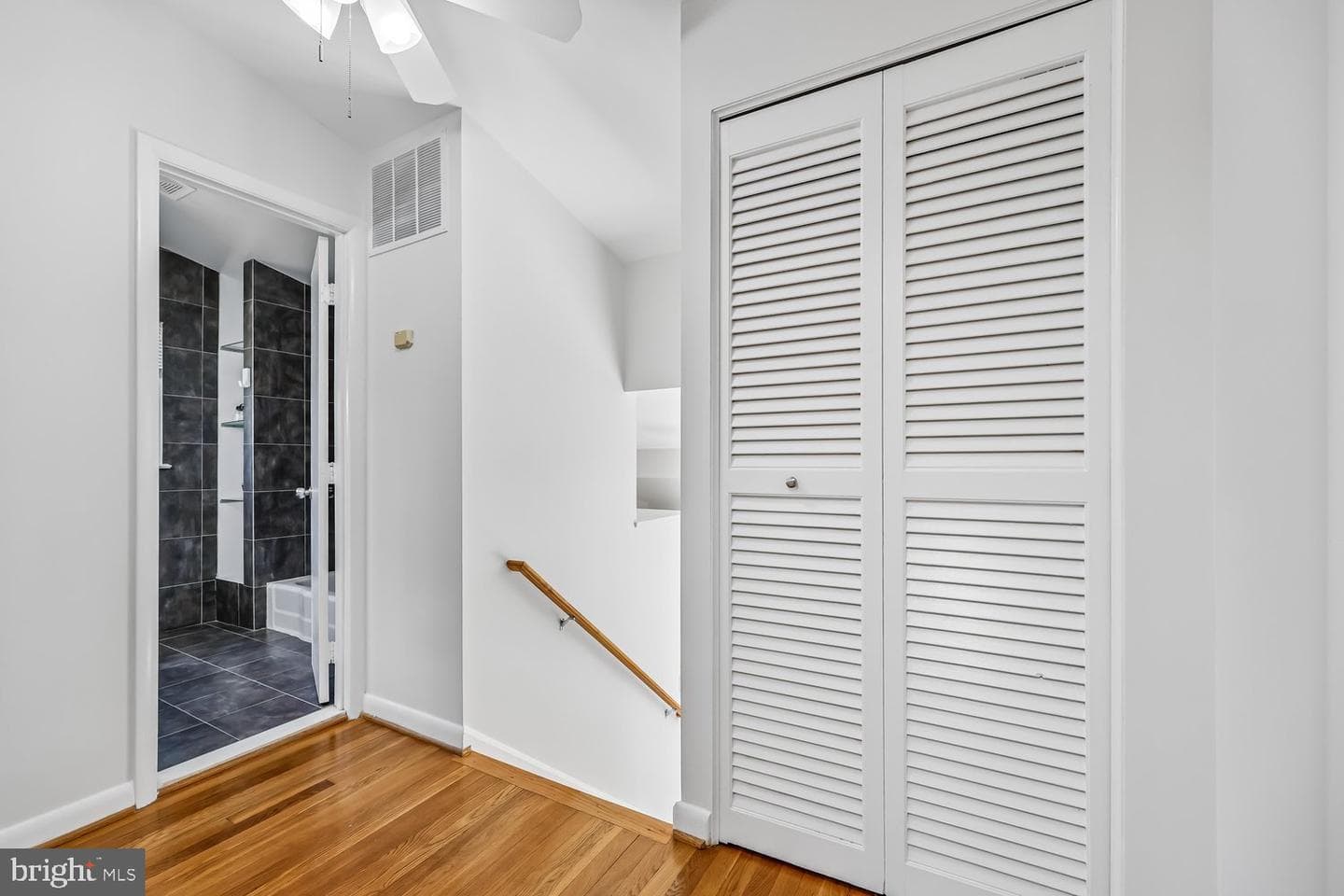 300 Gilsan Court photo 57