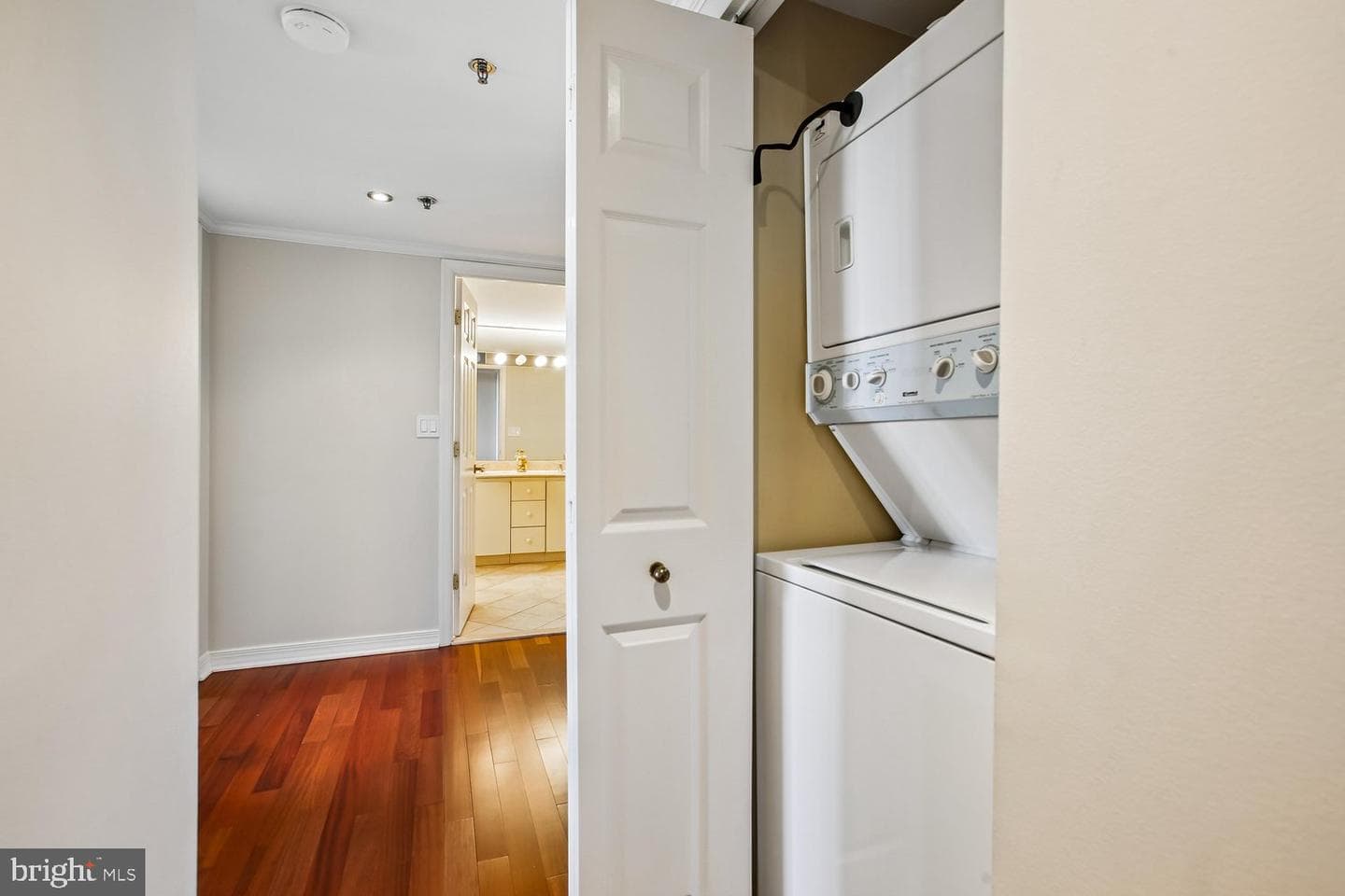 5809 Nicholson Lane #1001 photo 47
