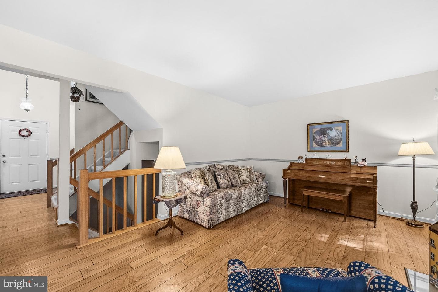 13102 Hugo Place photo 6