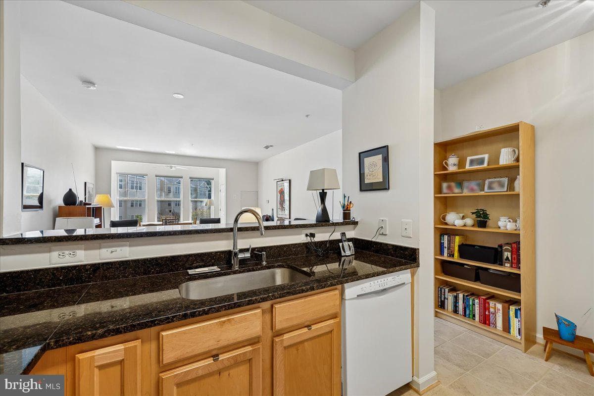 310 High Gables Drive #307 photo 11