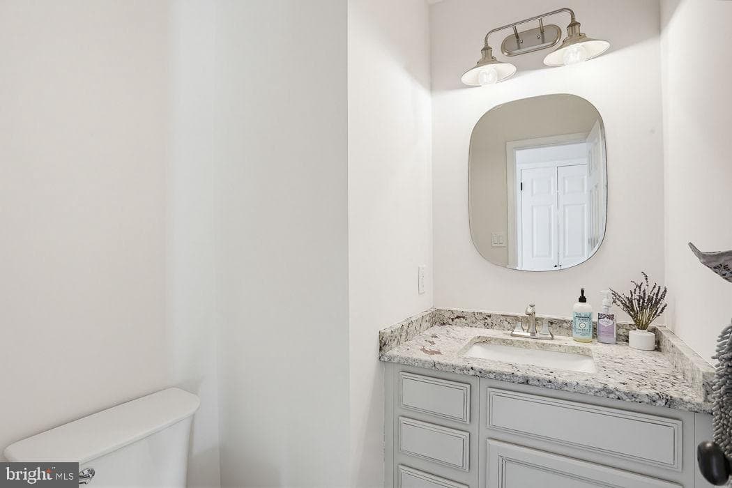 8 Bouldercrest Court photo 17