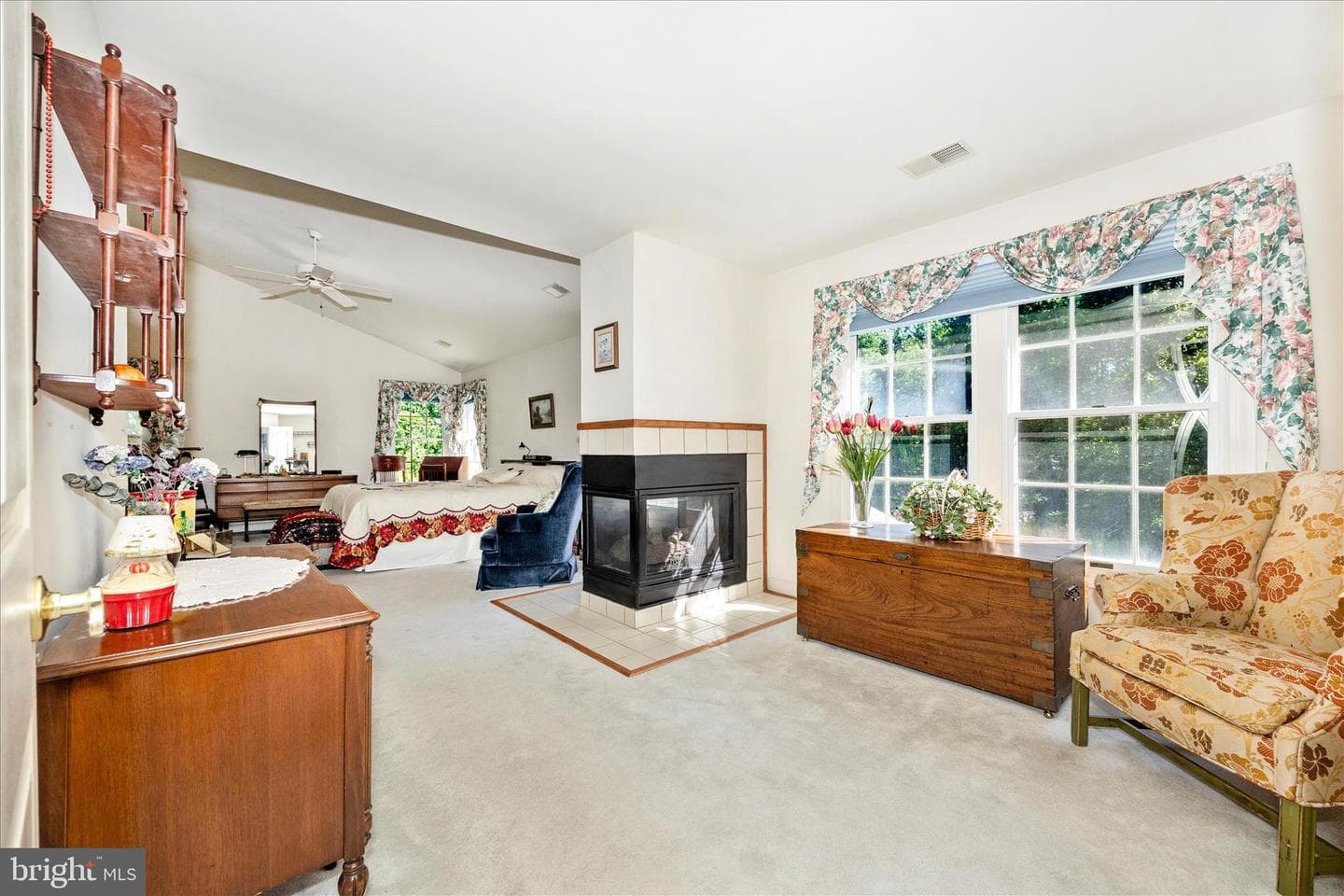 19808 Falling Spring Court photo 18