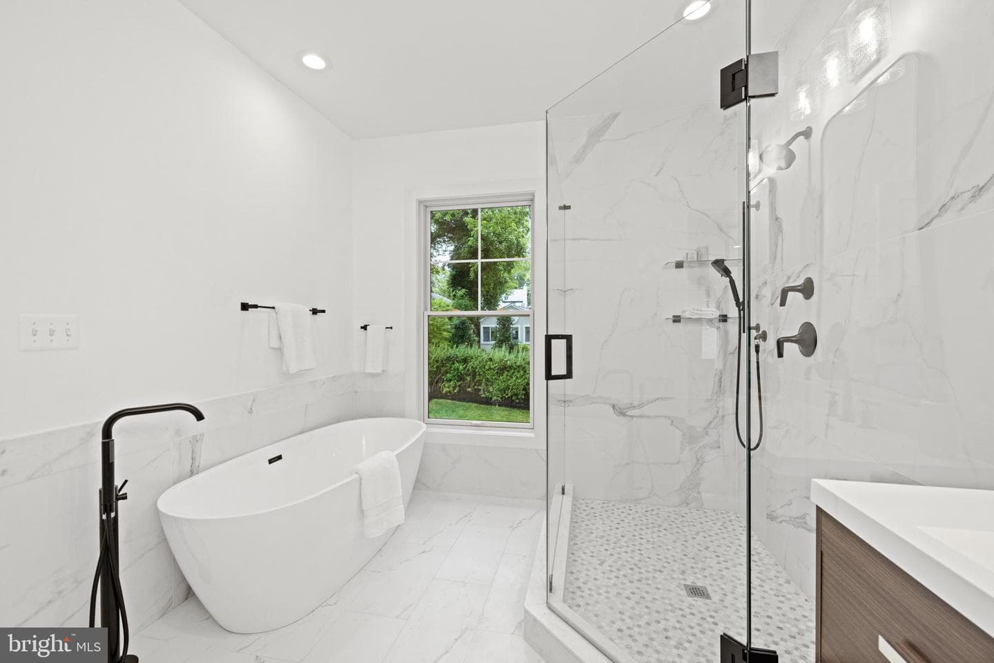 8609 Woodbrook Lane photo 27