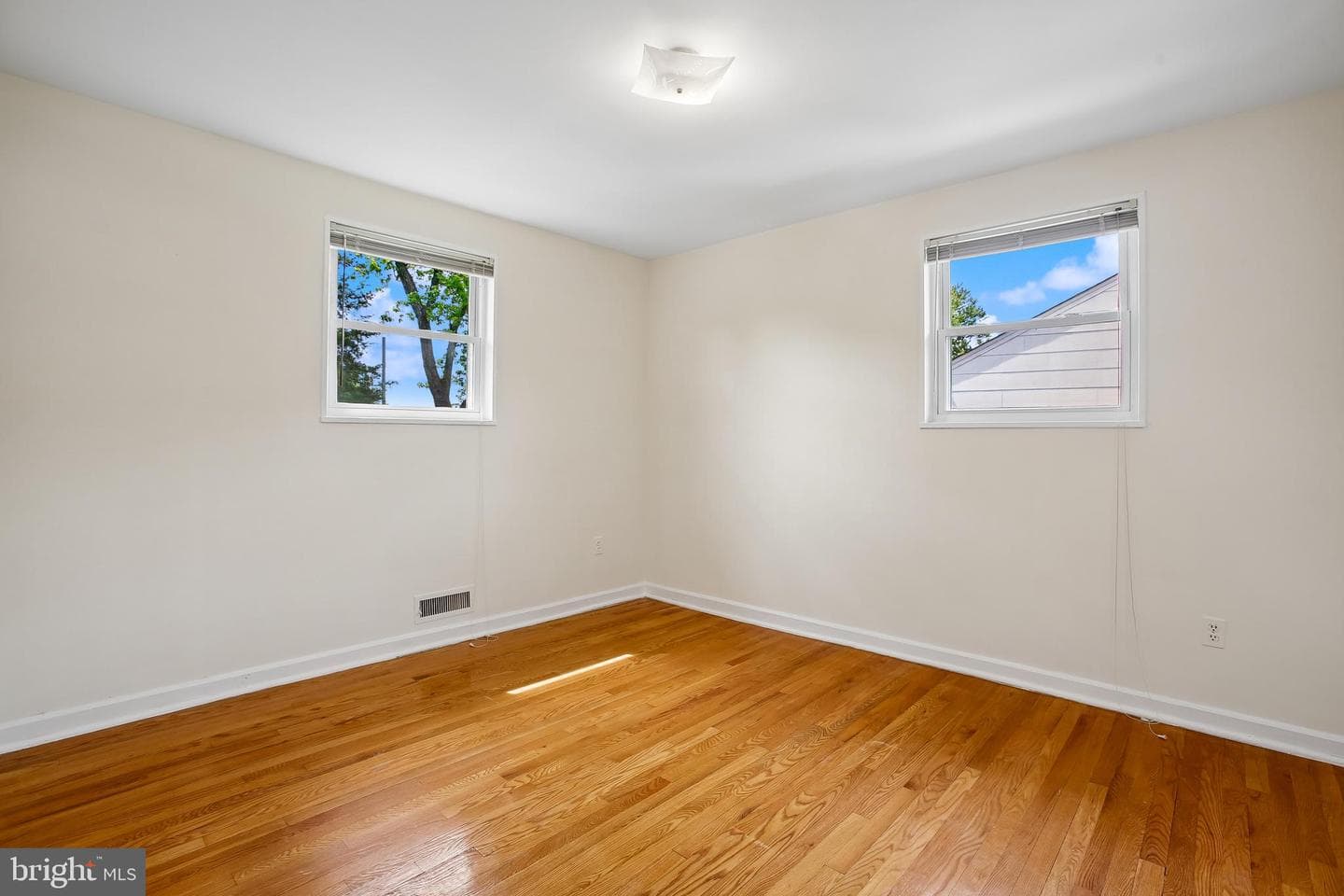 3408 Farthing Drive photo 8
