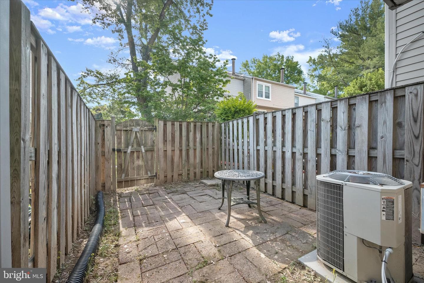 148 Barnsfield Court #204 photo 33