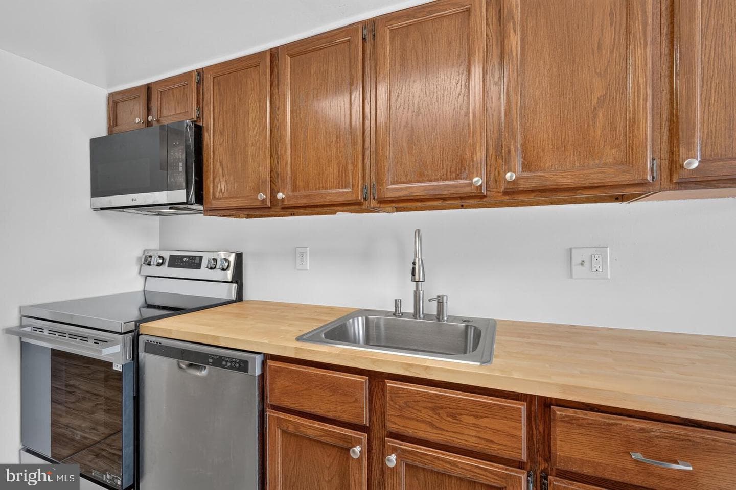 13207 Dairymaid Drive #304 photo 10