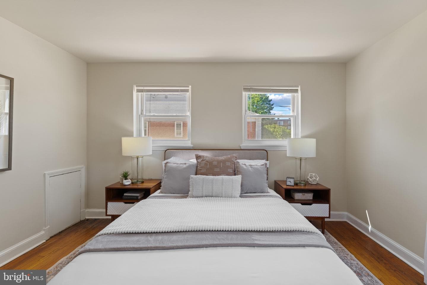 10205 Douglas Avenue photo 20