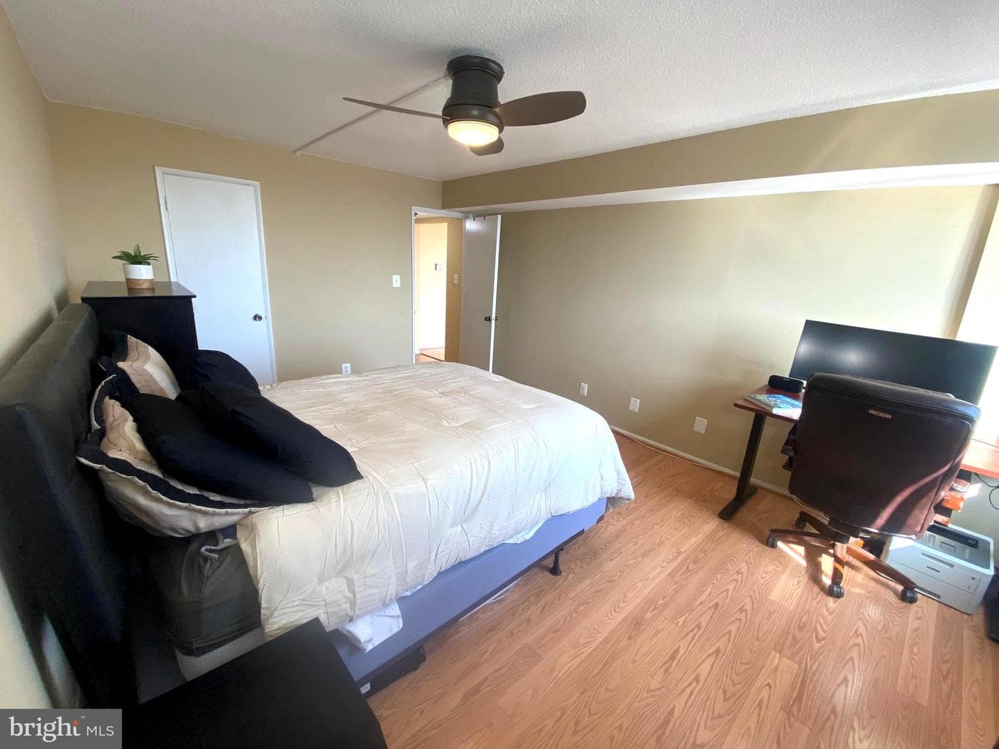 118 Monroe Street #709 photo 18