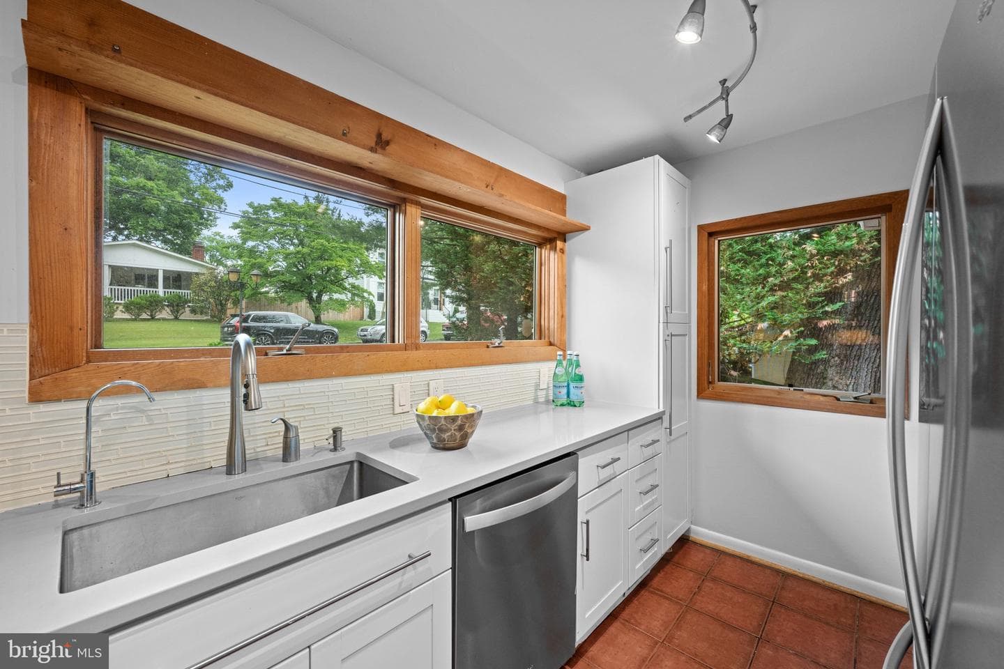 3900 Decatur Avenue photo 6