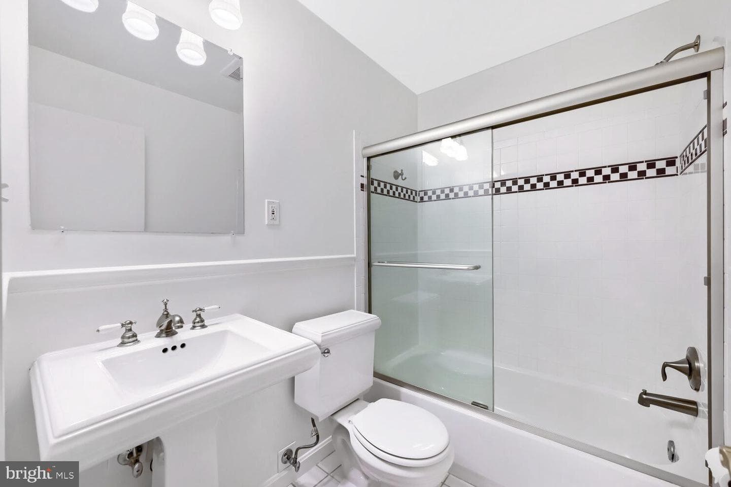 852 Diamond Drive photo 21