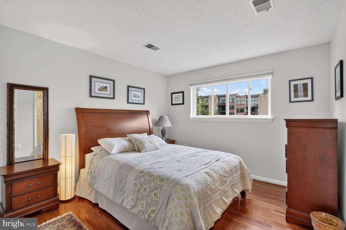10839 Amherst Avenue #b photo 14