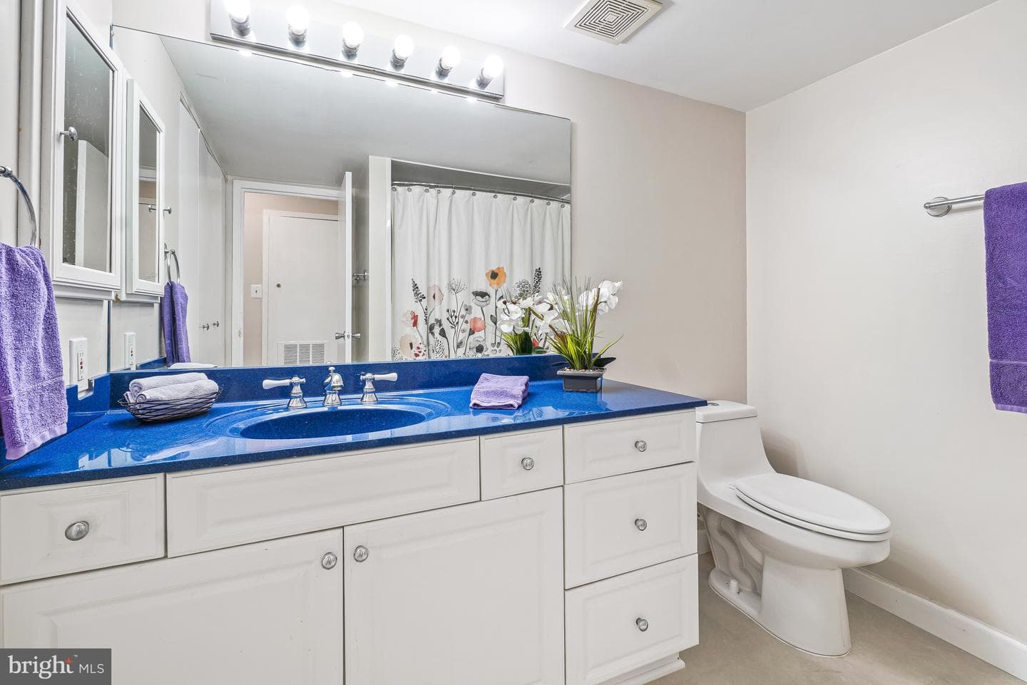 450 Girard Street #304 photo 20