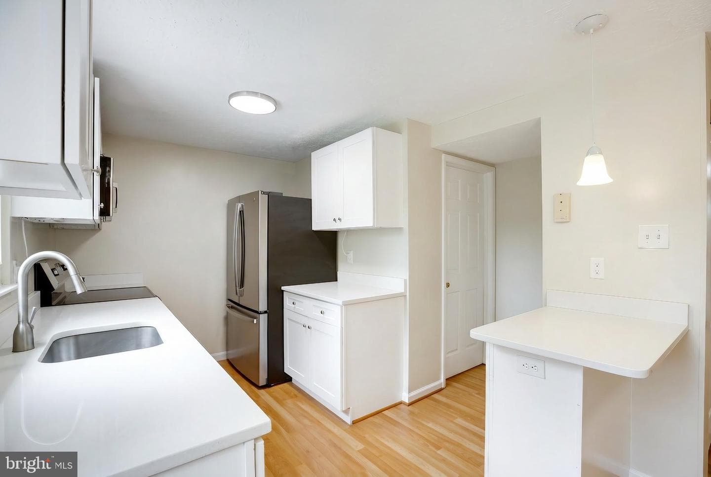 21 Dufief Court photo 9
