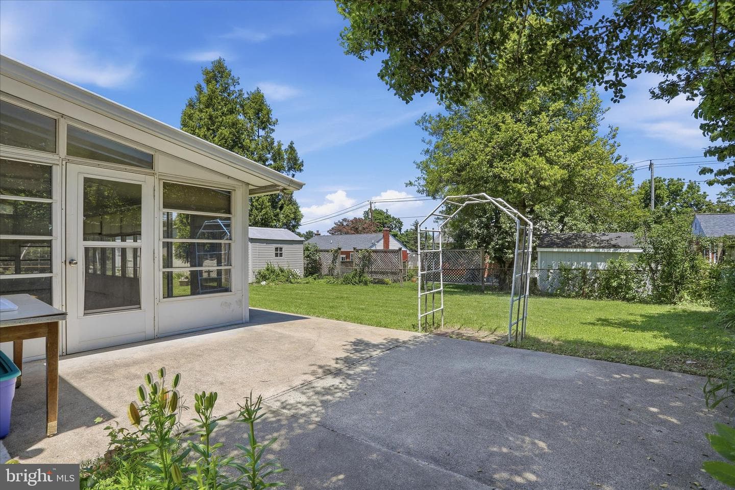 1014 Scott Avenue photo 31
