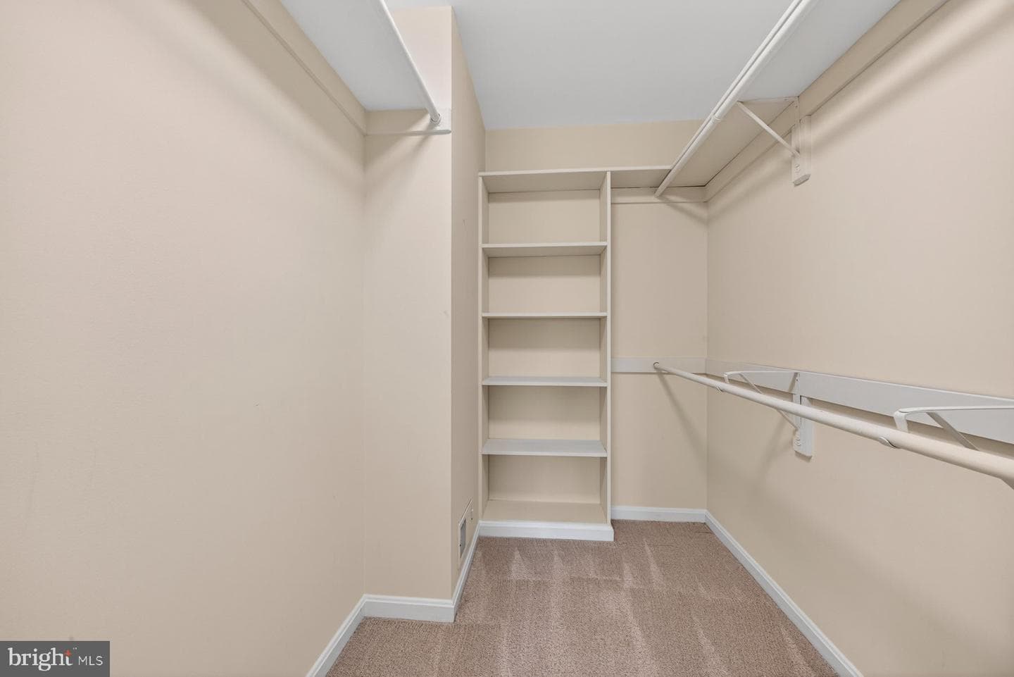 15001 Notley Road photo 36