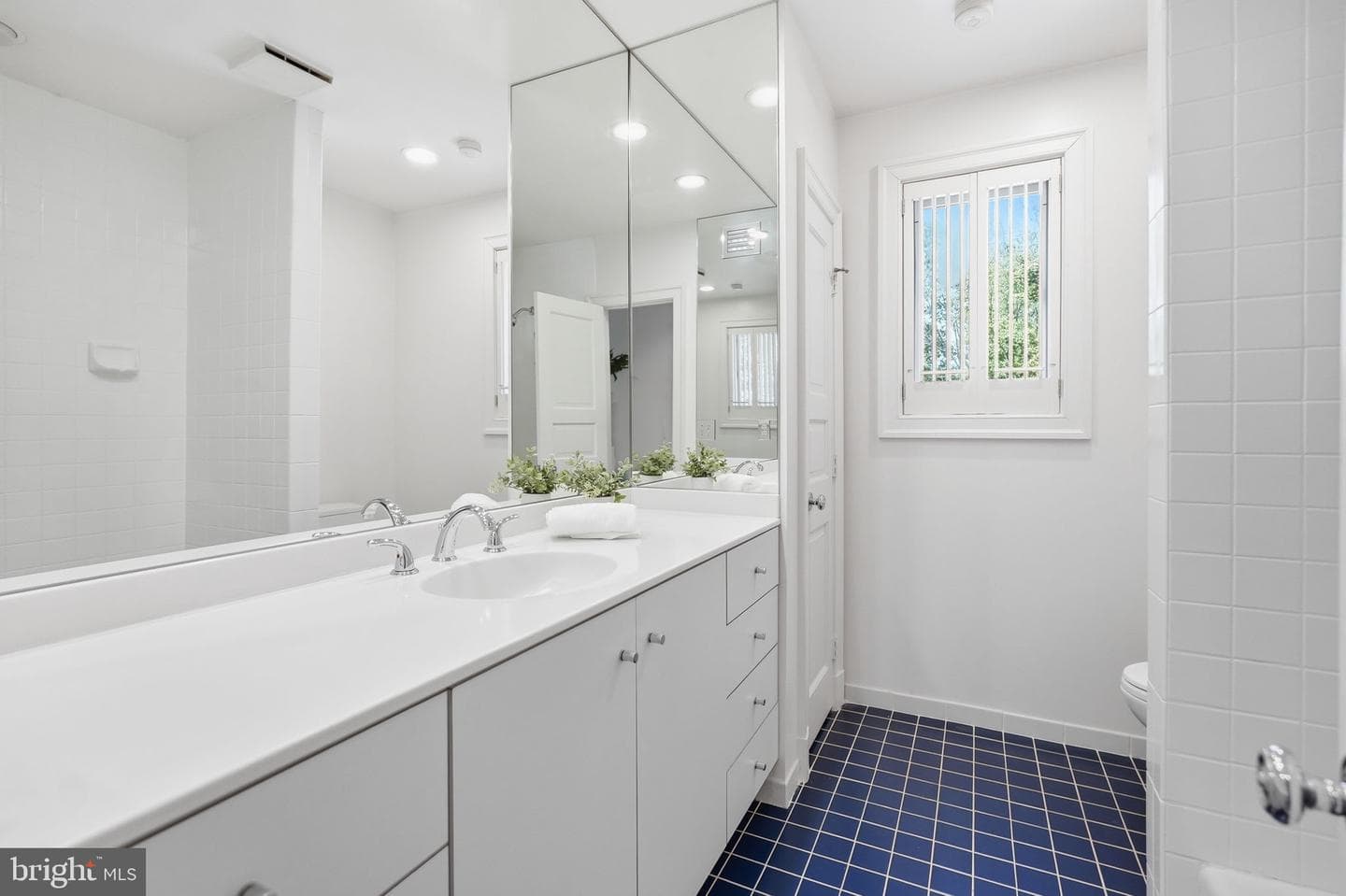 8917 Harvest Square Court photo 42