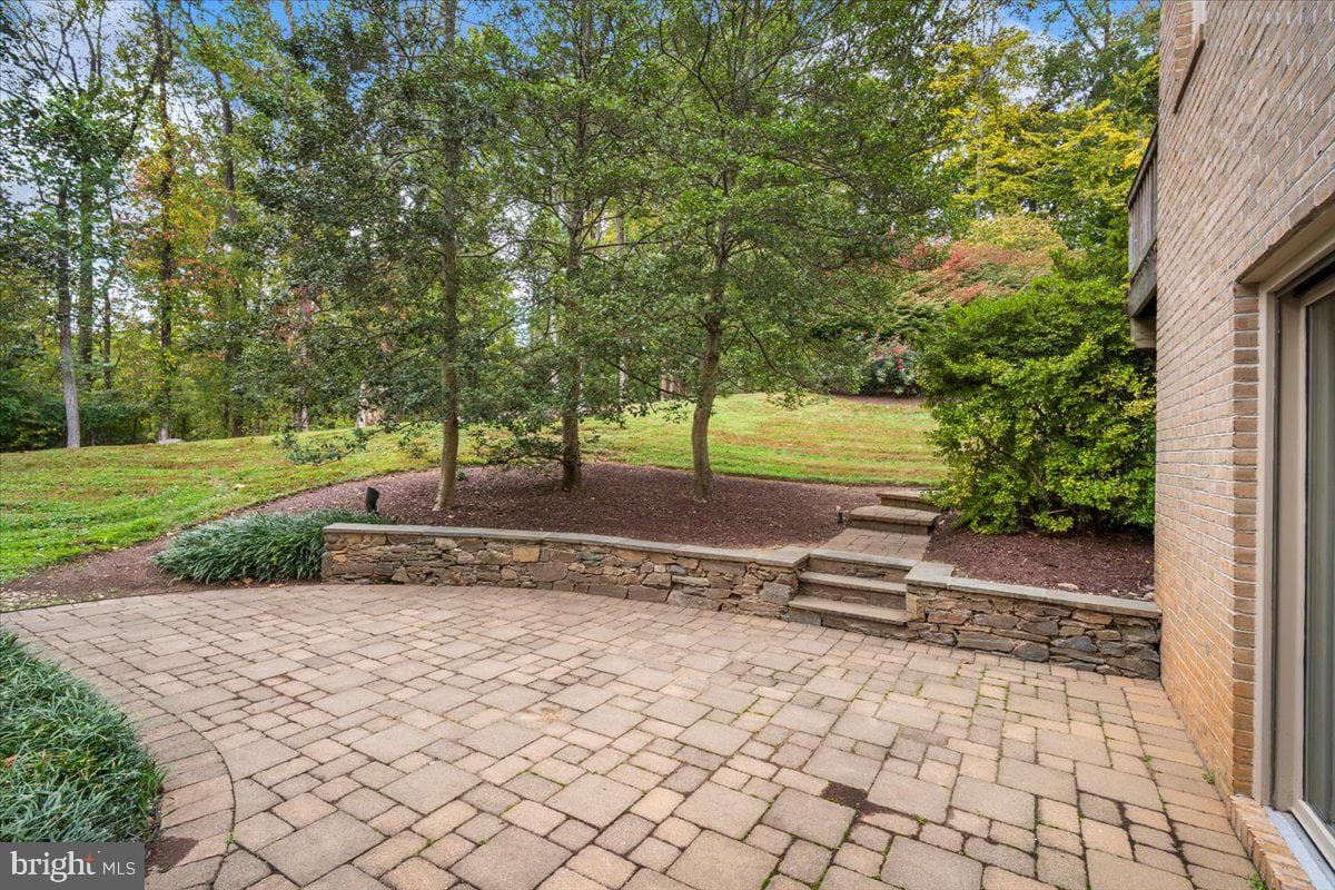 8917 Harvest Square Court photo 79