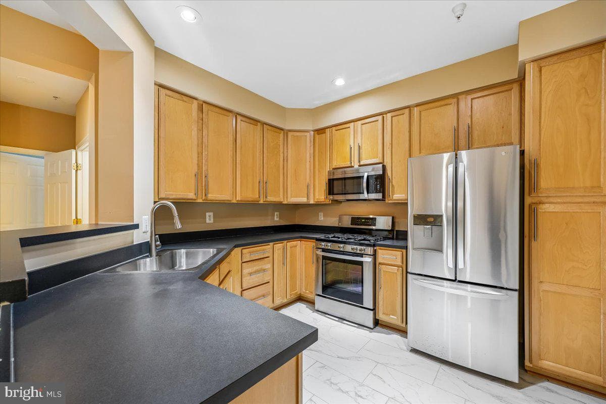 311 High Gables Drive #101 photo 10