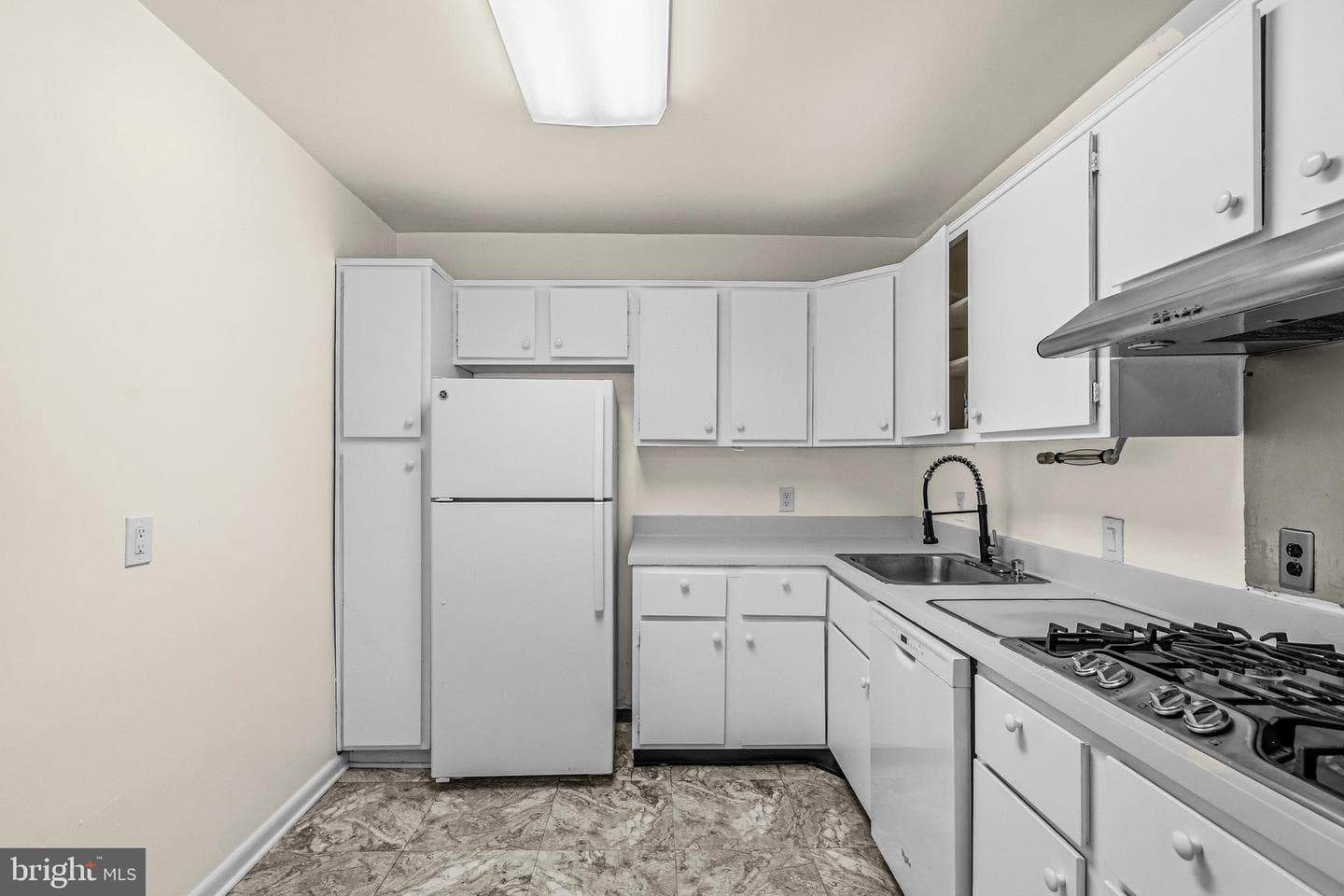 5101 River Road #1103 photo 29