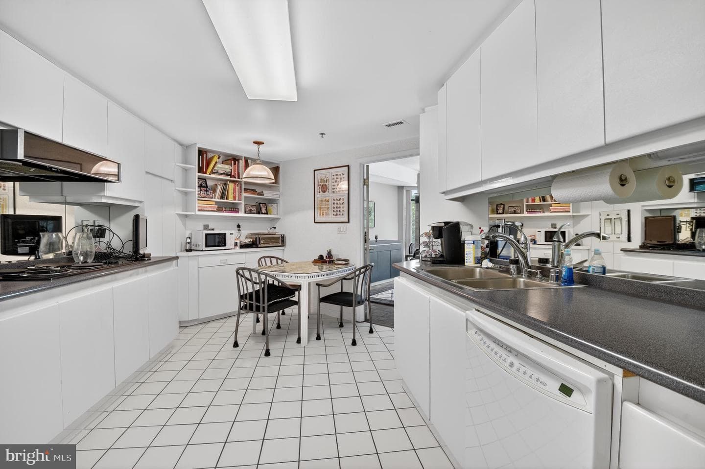 5600 Wisconsin Avenue #1-207 photo 9
