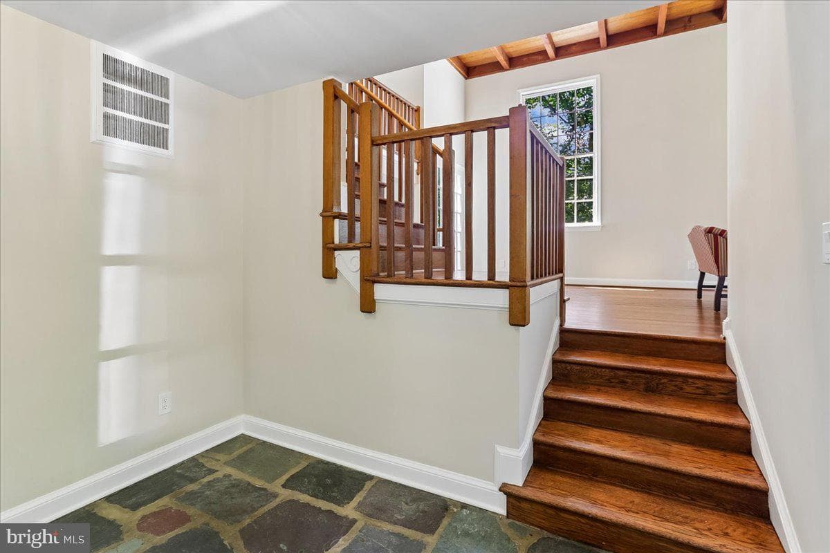 12811 Lacy Drive photo 13