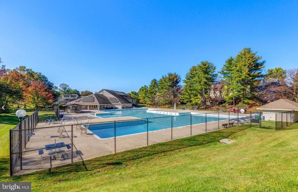 8541 Hawk Run Terrace photo 35