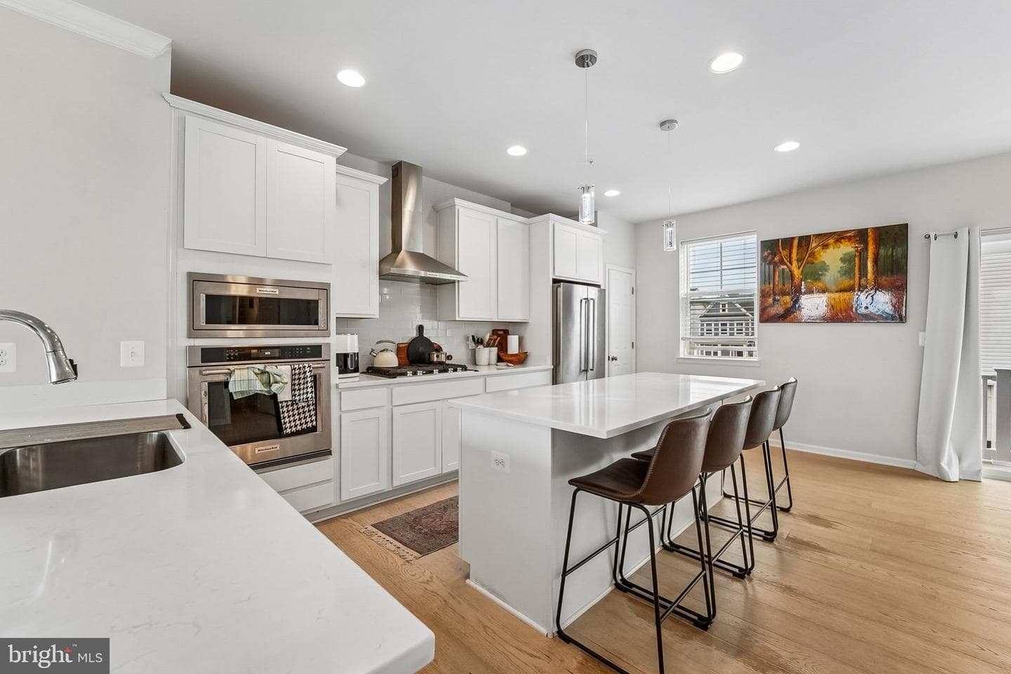 22917 Mater Way photo 5