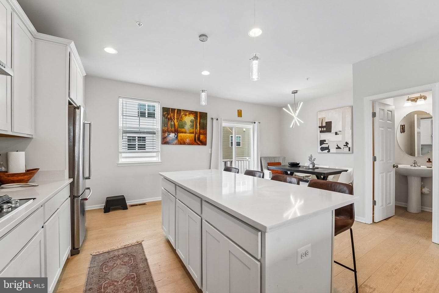 22917 Mater Way photo 6