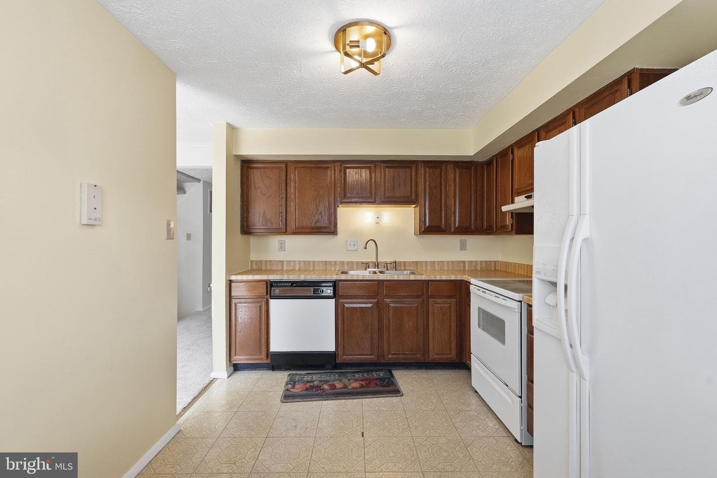 210 Curry Ford Lane photo 9