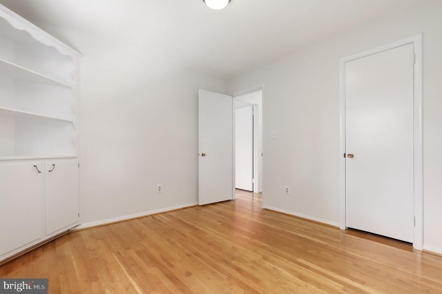 801 Lincoln Street photo 13
