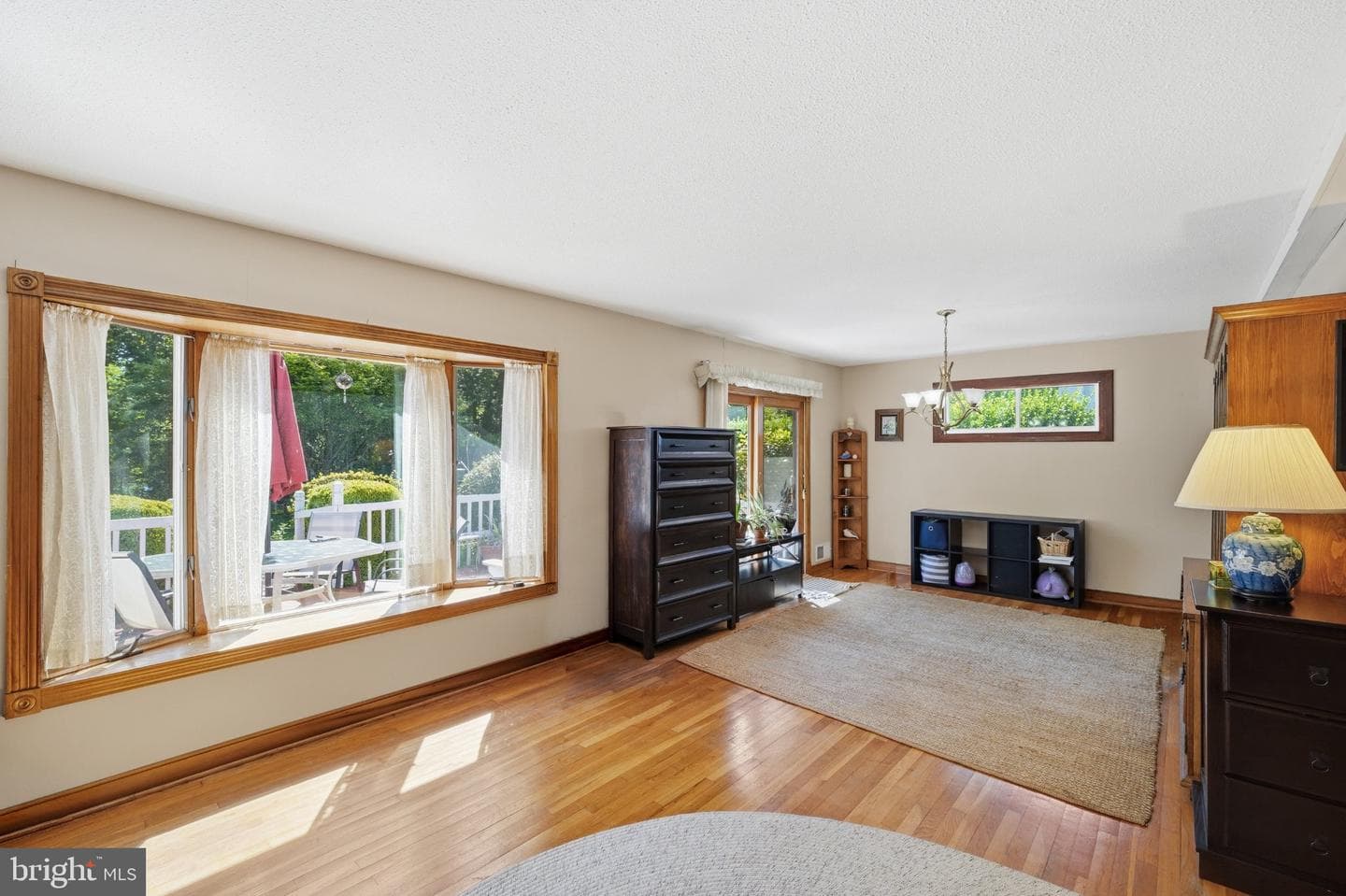 12615 Eastbourne Drive photo 11