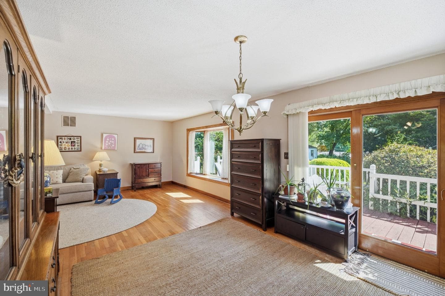 12615 Eastbourne Drive photo 12