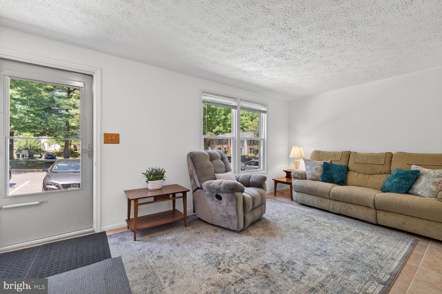 12523 Laurel Grove Place photo 3