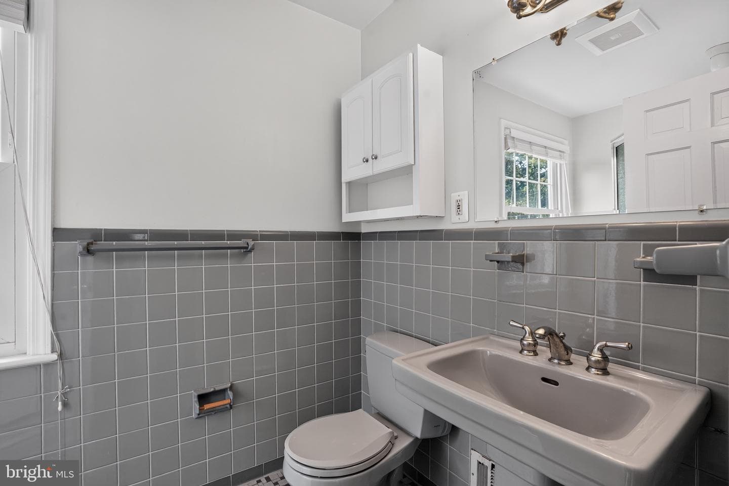 6717 Pemberton Street photo 30