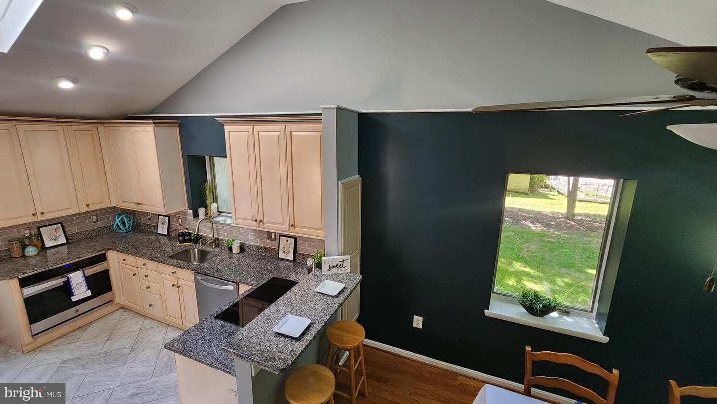 1530 Murphy Lane photo 32