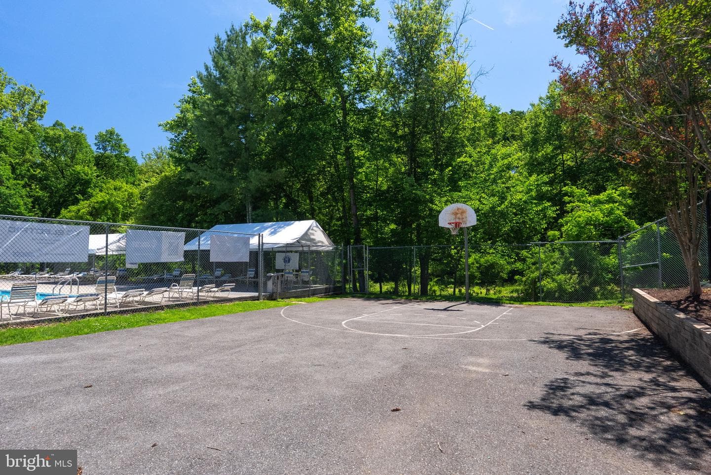 17 Hickory Hill Court photo 32
