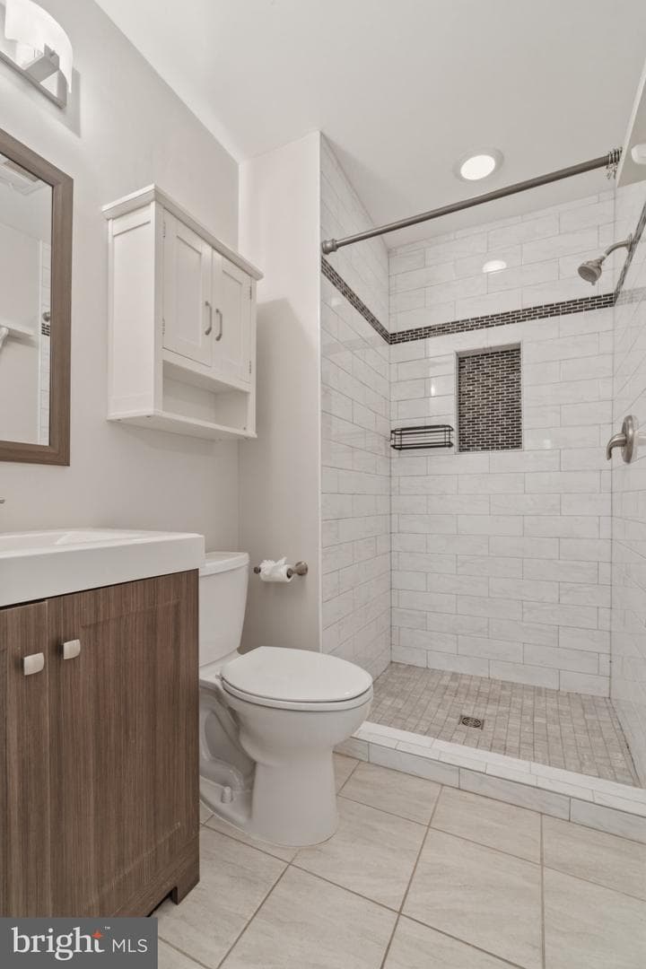 12859 Climbing Ivy Drive photo 14