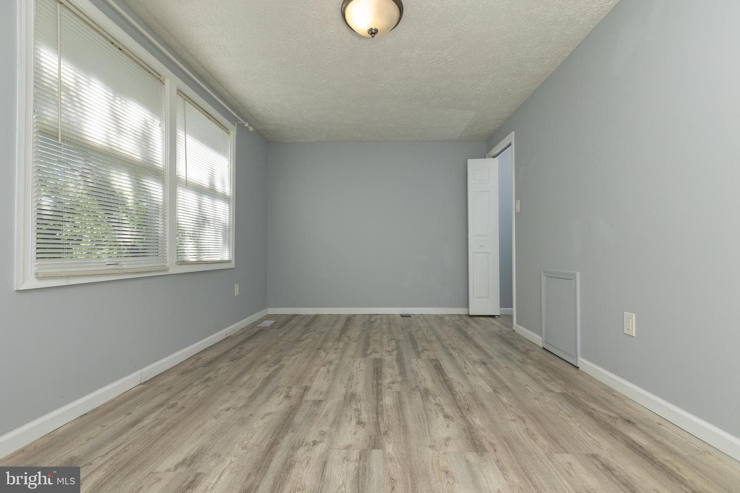 8828 Cross Country Place photo 25