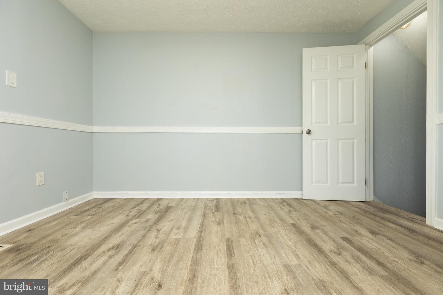 8828 Cross Country Place photo 9