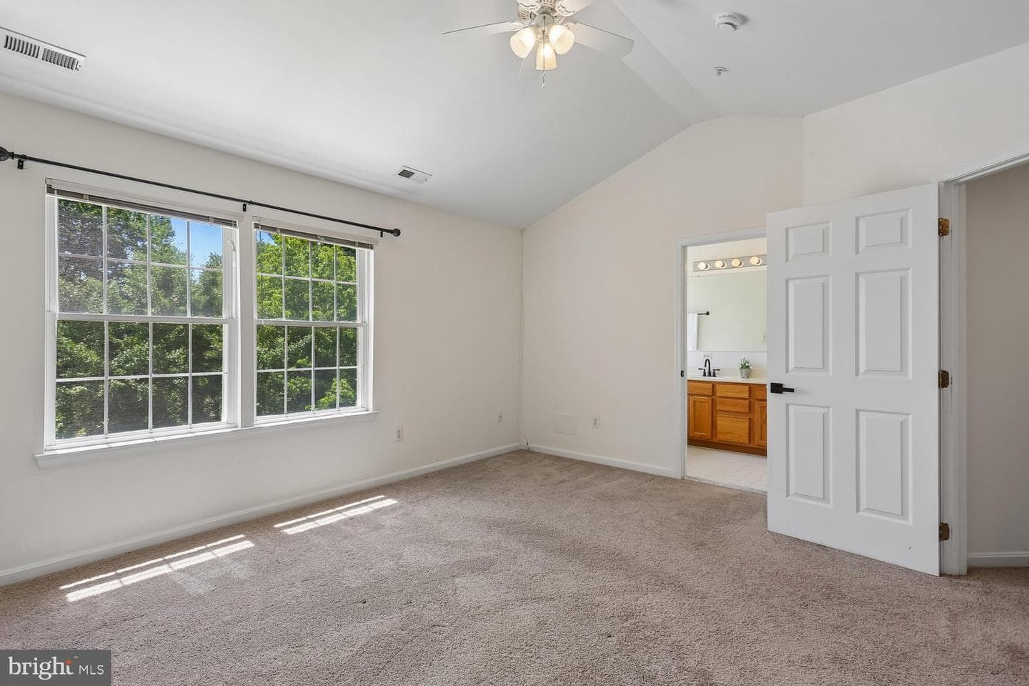 46 Waddington Lane photo 32