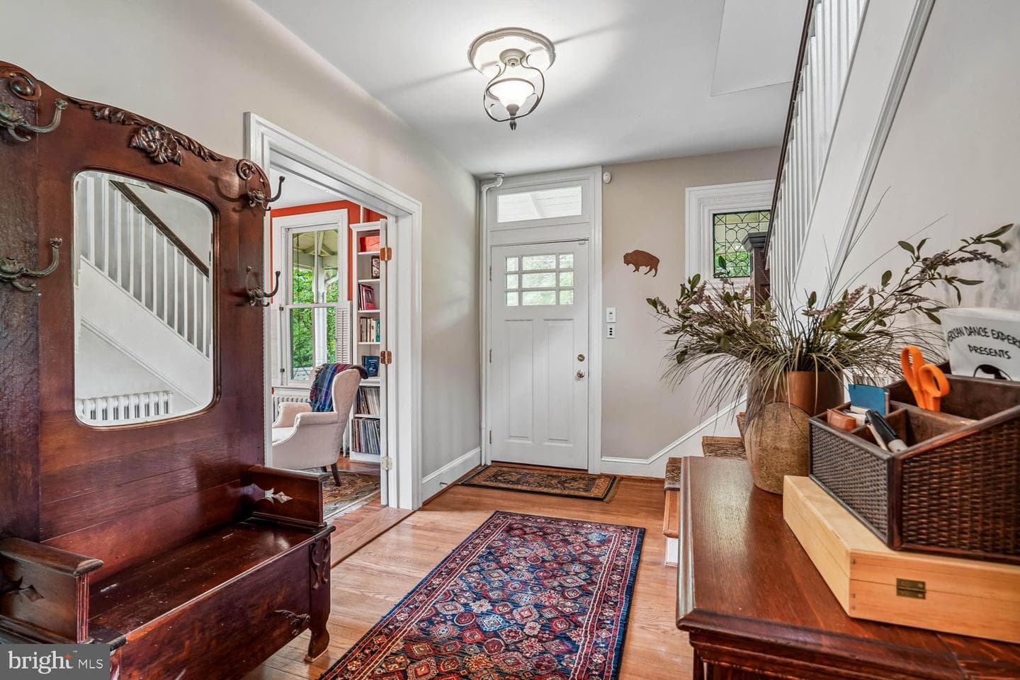 16 Maple Avenue photo 8