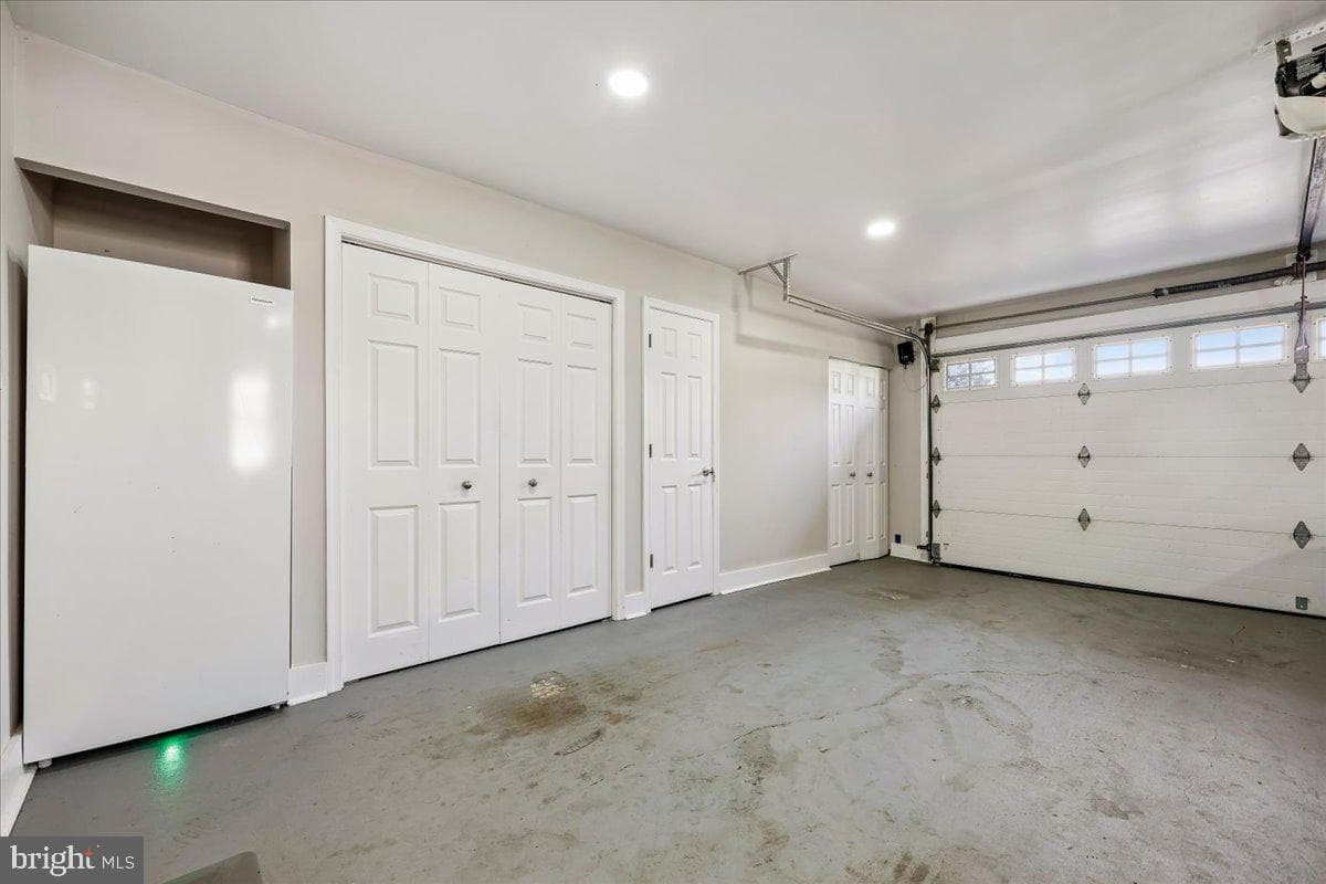 6 Crestview Court photo 74