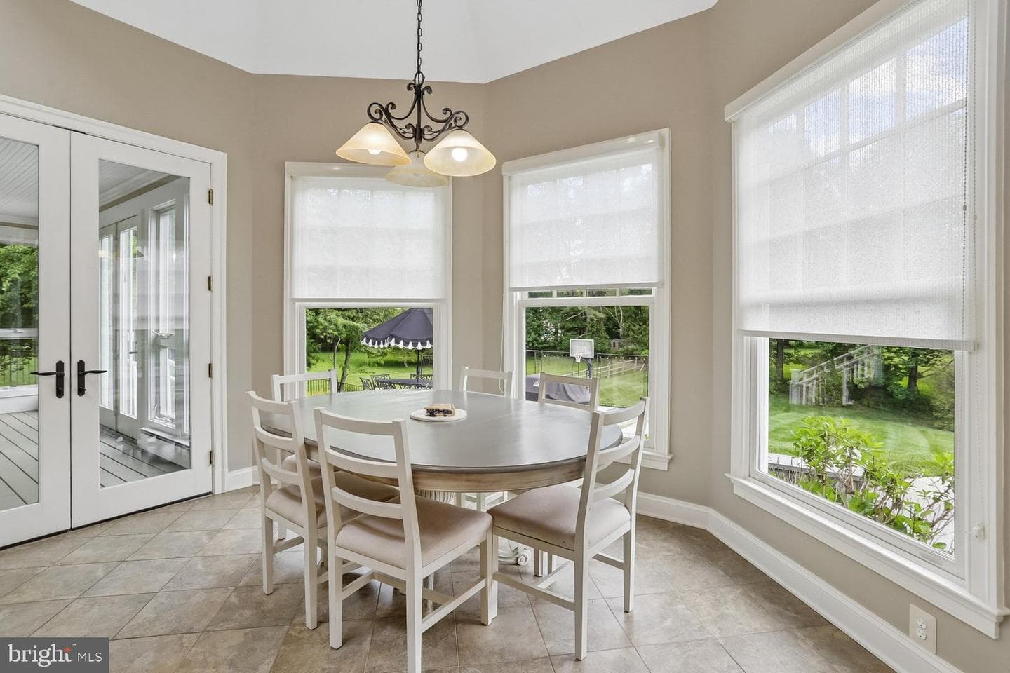 11736 Gainsborough Road photo 41