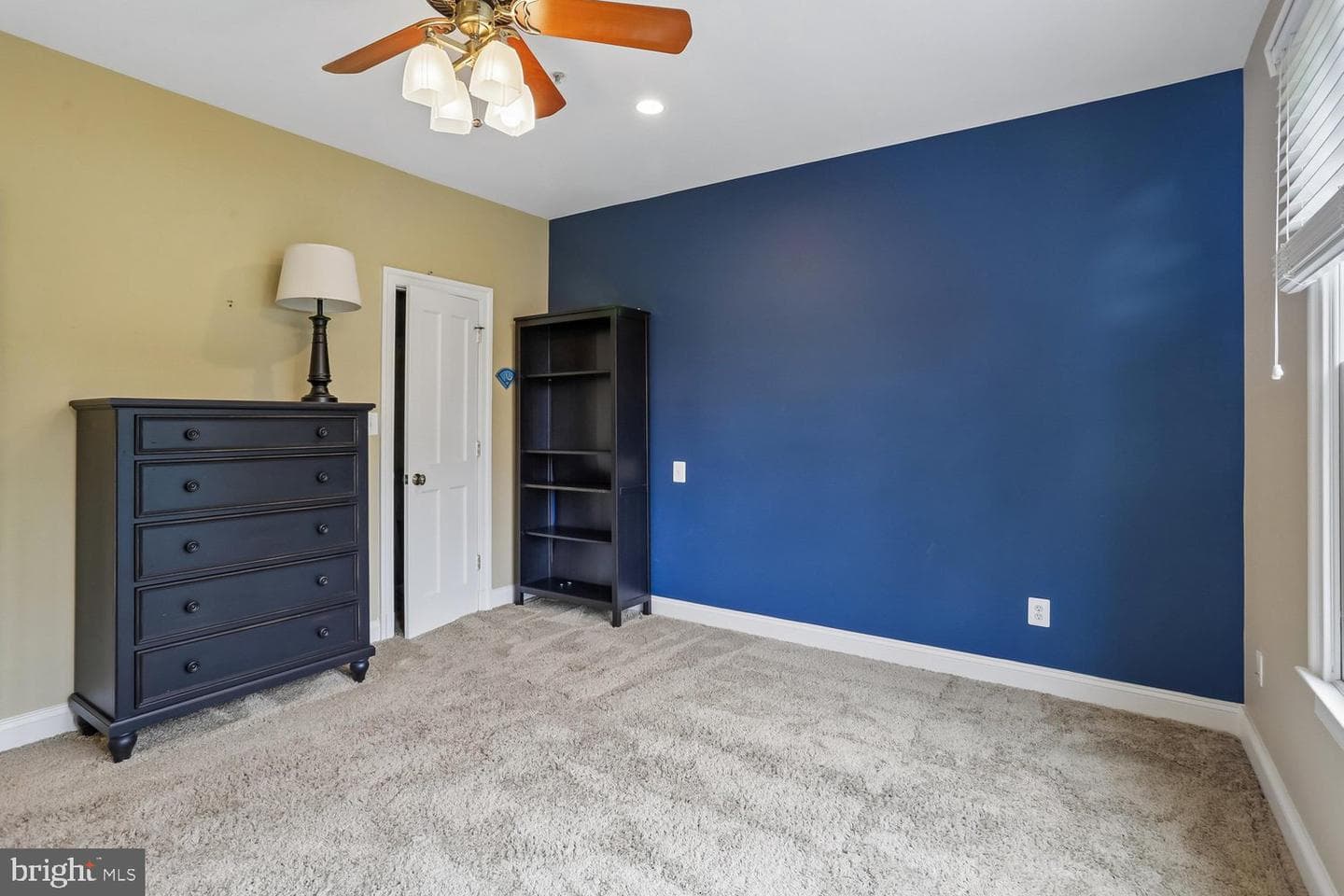11736 Gainsborough Road photo 66